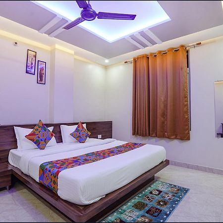 Fabhotel Nandini Grand Kakarmatha Exteriér fotografie