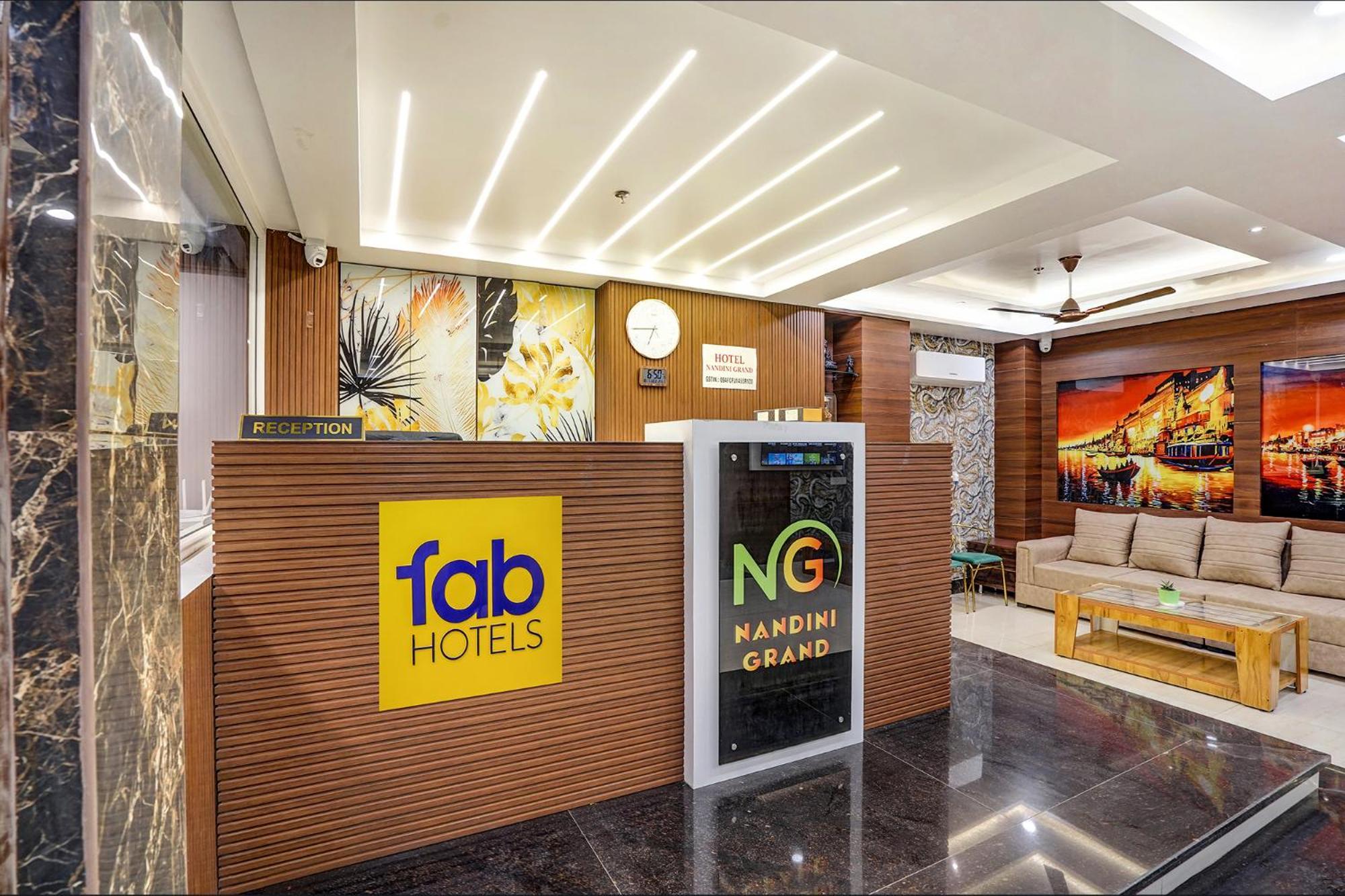Fabhotel Nandini Grand Kakarmatha Exteriér fotografie